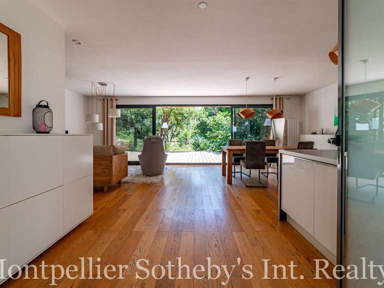 House Montpellier - 2 bedrooms - 287m²