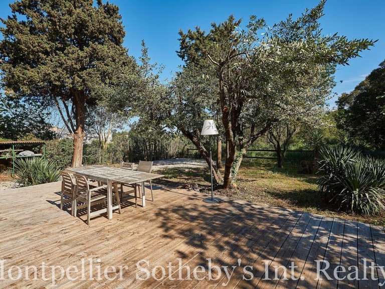 House Montpellier - 2 bedrooms - 287m²