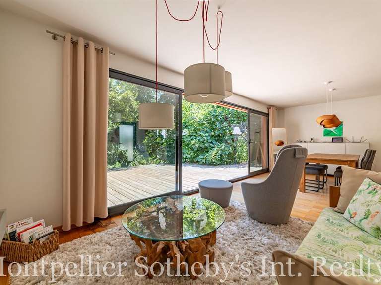 House Montpellier - 2 bedrooms - 287m²