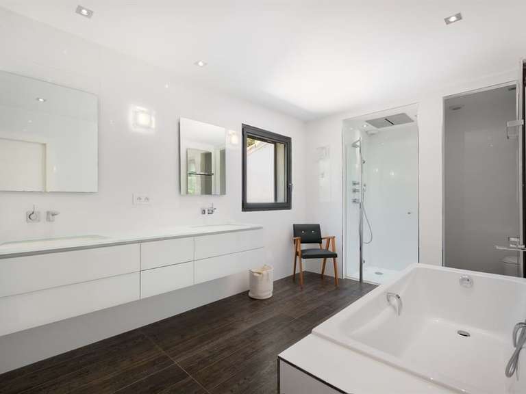 House Montpellier - 7 bedrooms - 415m²