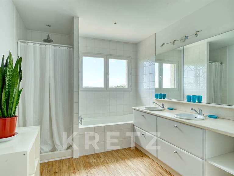 Maison Montpellier - 9 chambres - 372m²