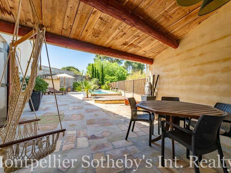 House Montpellier - 4 bedrooms - 242m²