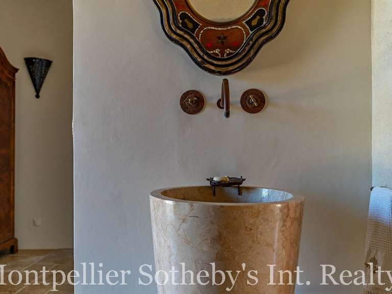 House Montpellier - 4 bedrooms - 242m²