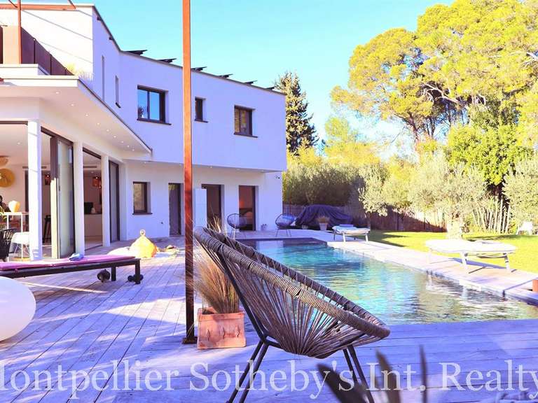 Maison Montpellier - 6 chambres - 207m²