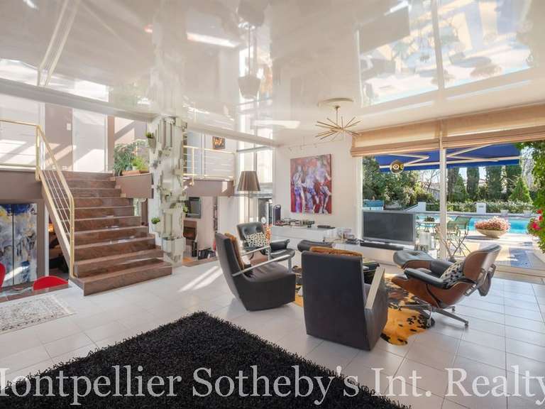 House Montpellier - 3 bedrooms - 324m²