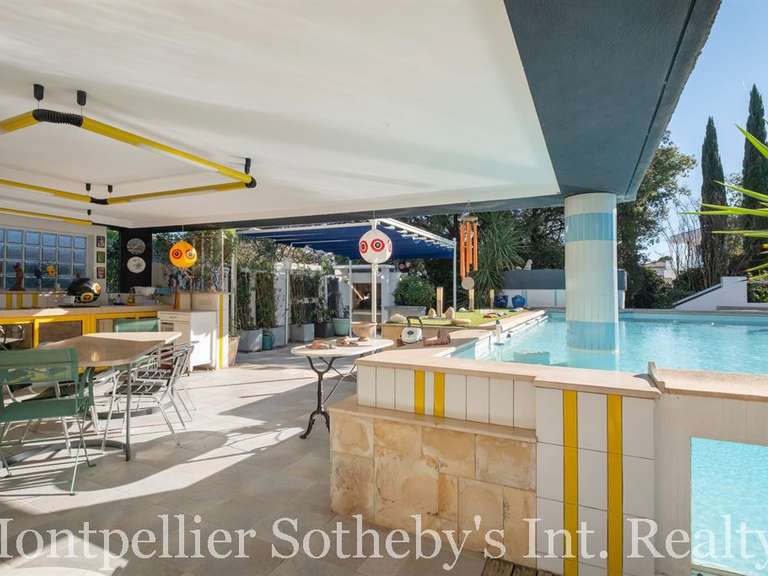 House Montpellier - 3 bedrooms - 324m²