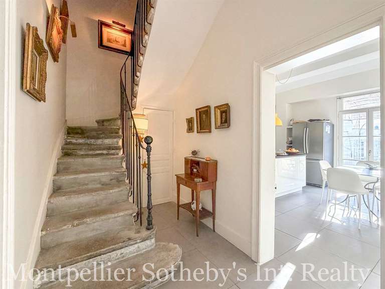 House Montpellier - 6 bedrooms - 303m²