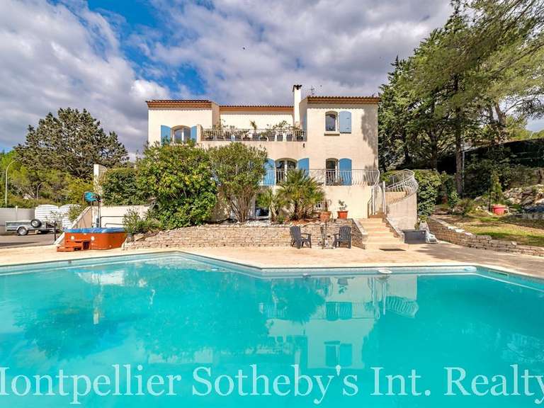 Maison Montpellier - 4 chambres - 230m²