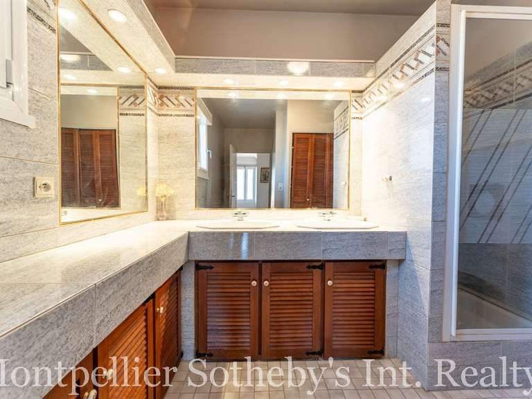 Maison Montpellier - 4 chambres - 255m²
