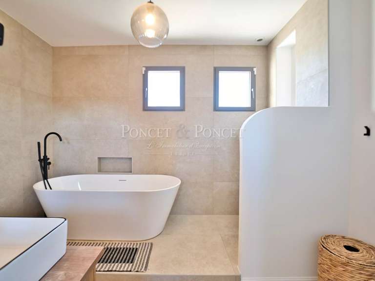 Maison Montpellier - 4 chambres - 201m²