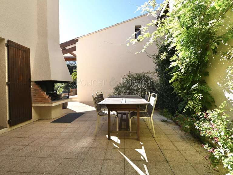 House Montpellier - 4 bedrooms - 282m²