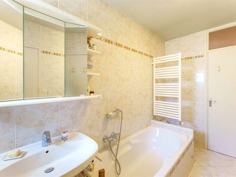 Maison Montpellier - 7 chambres - 244m²