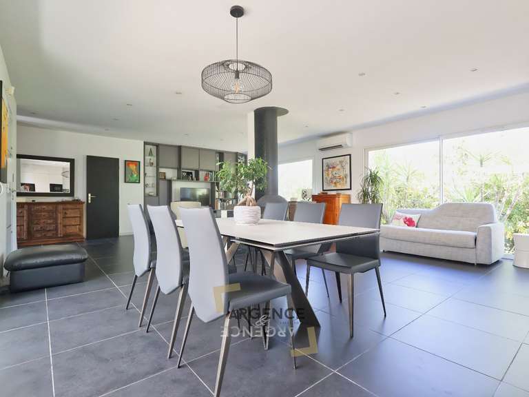 Maison Montpellier - 5 chambres - 142m²