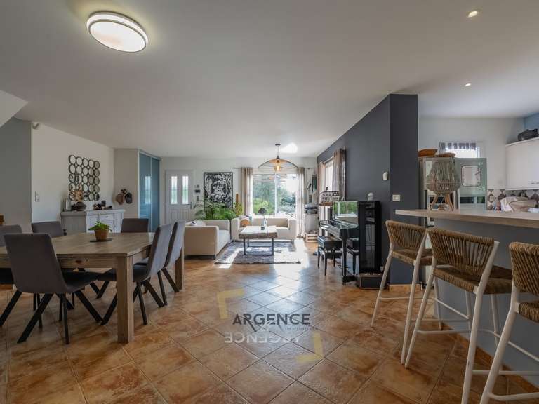 Maison Montpellier - 4 chambres - 186m²