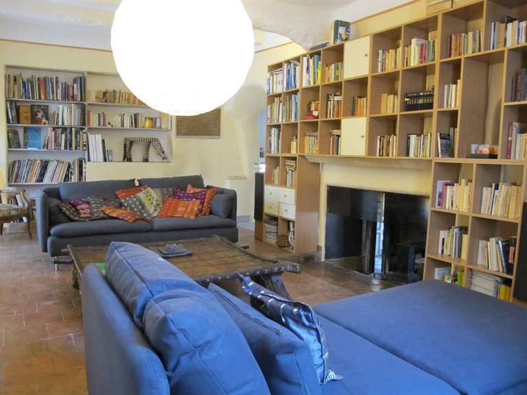 Maison Montpeyroux - 6 chambres - 323m²