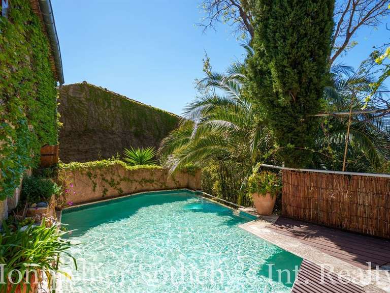 Maison Montpeyroux - 6 chambres - 323m²