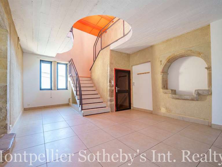 Maison Montpeyroux - 6 chambres - 323m²