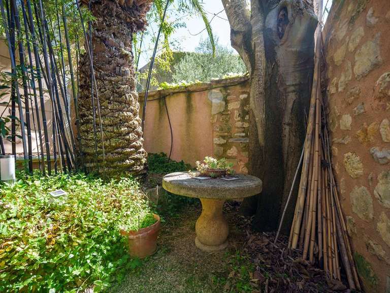 Maison Montpeyroux - 6 chambres - 323m²