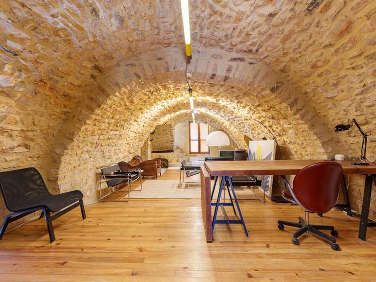 Maison Montpeyroux - 6 chambres - 323m²