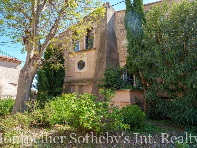 Maison Montpeyroux - 6 chambres - 323m²