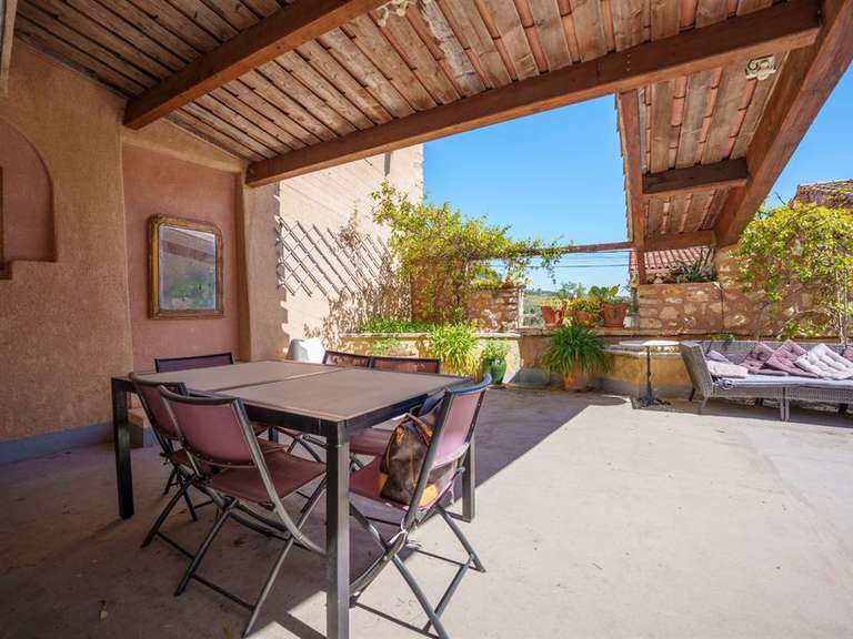 Maison Montpeyroux - 6 chambres - 323m²