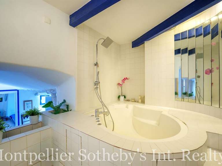 Maison Montpeyroux - 6 chambres - 323m²