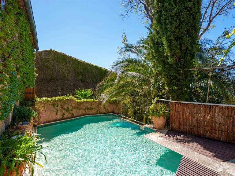 Maison Montpeyroux - 6 chambres - 323m²