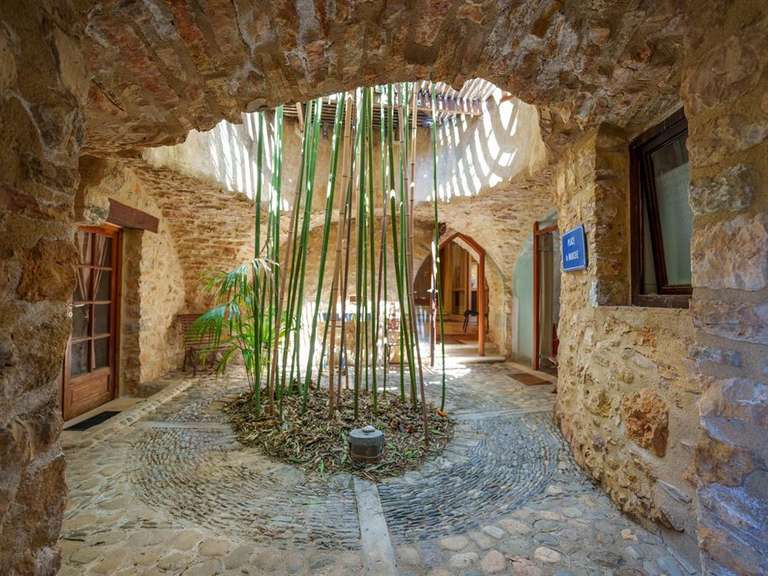 Maison Montpeyroux - 6 chambres - 323m²