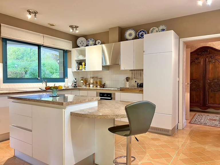 Propriété Montpon-Ménestérol - 3 chambres - 347m²