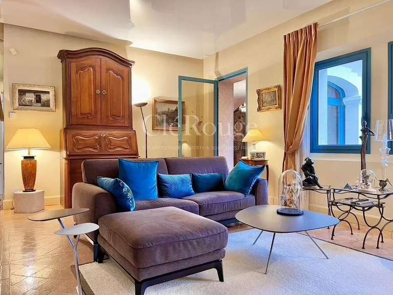 Propriété Montpon-Ménestérol - 3 chambres - 347m²