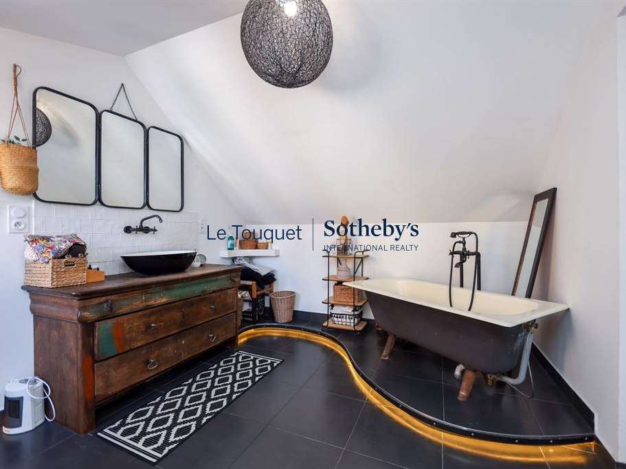 House Montreuil