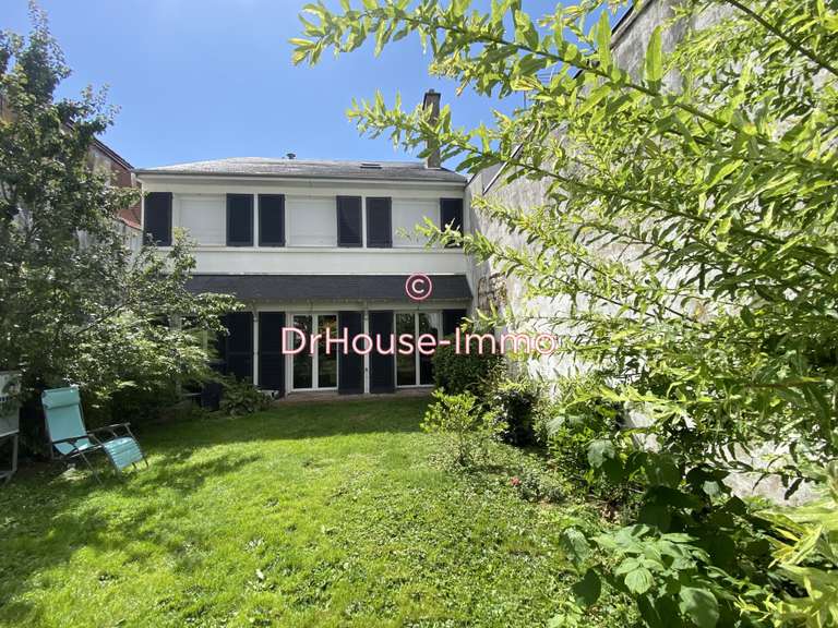 Villa Montreuil - 4 chambres - 201m²