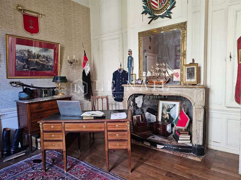 Hôtel particulier Montreuil-Bellay - 8 chambres - 420m²