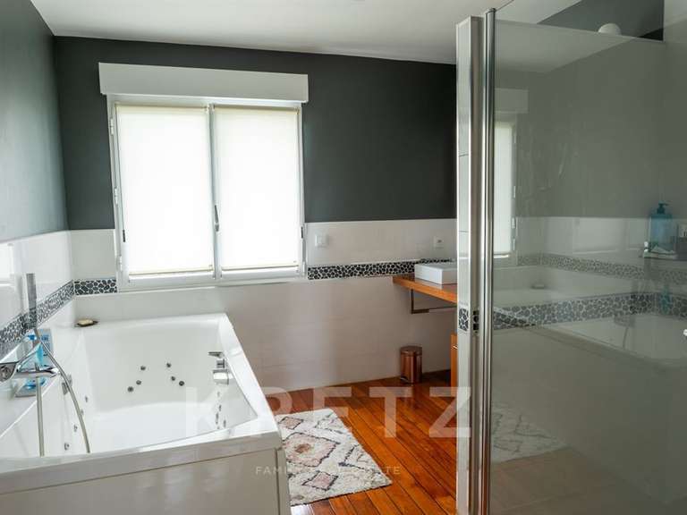Maison Montreuil-le-Gast - 6 chambres - 300m²