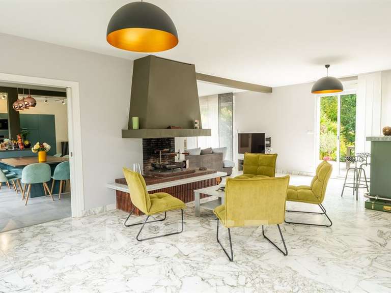 Maison Montreuil-le-Gast - 6 chambres - 300m²