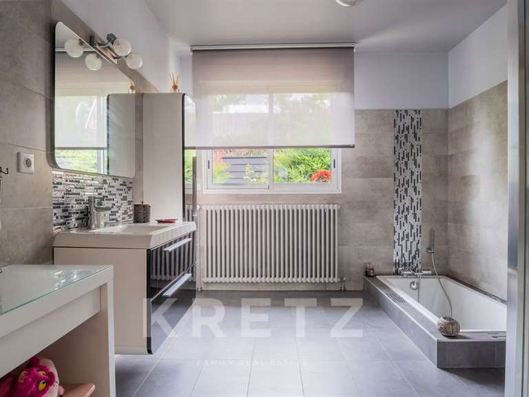 Maison Montreuil-le-Gast - 6 chambres - 300m²