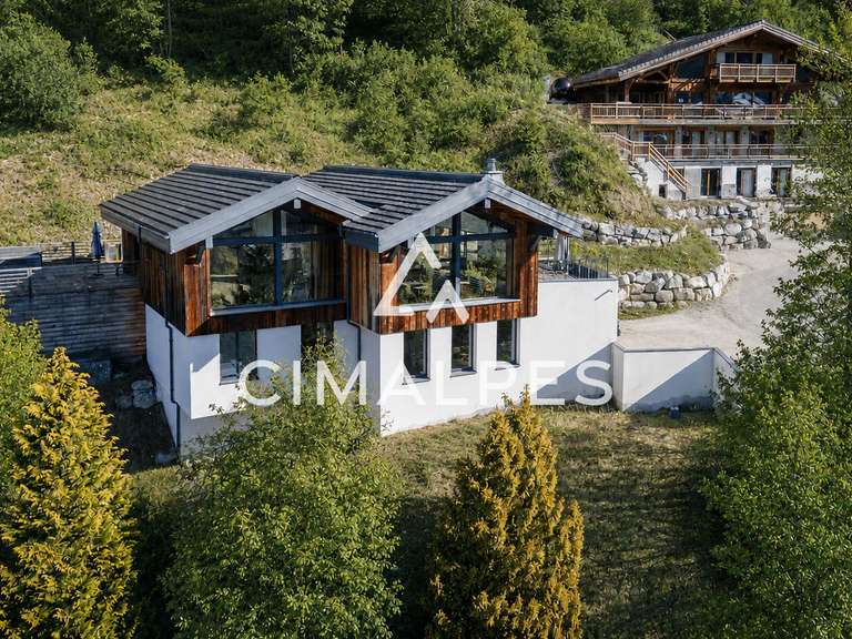 Maison Montriond - 4 chambres - 210m²