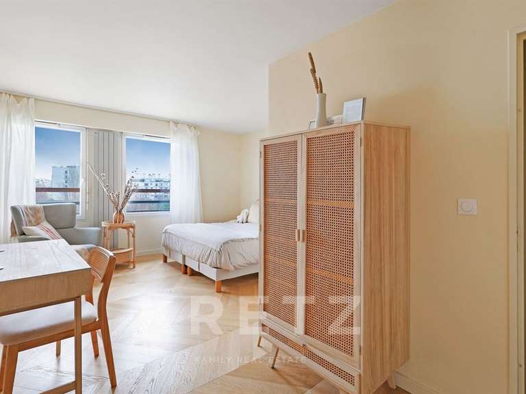 Appartement Montrouge - 3 chambres - 137m²