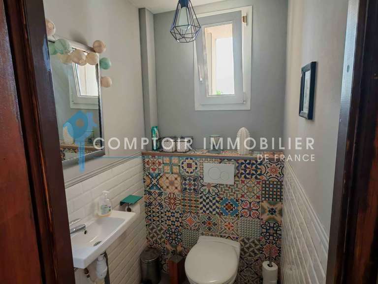 Maison Montségur-sur-Lauzon - 6 chambres - 212m²