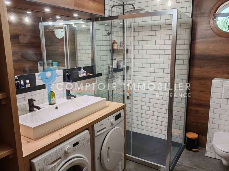 Maison Montségur-sur-Lauzon - 6 chambres - 212m²