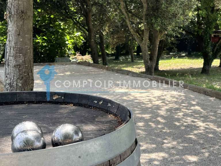 Maison Montségur-sur-Lauzon - 6 chambres - 212m²