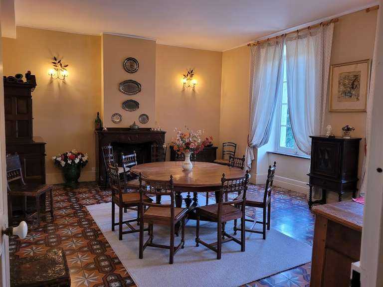 Maison Monze - 22 chambres - 850m²