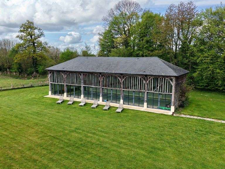 House Morainville-Jouveaux - 7 bedrooms - 530m²