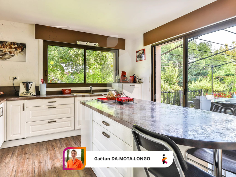 Maison Morcenx-la-Nouvelle - 4 chambres - 180m²