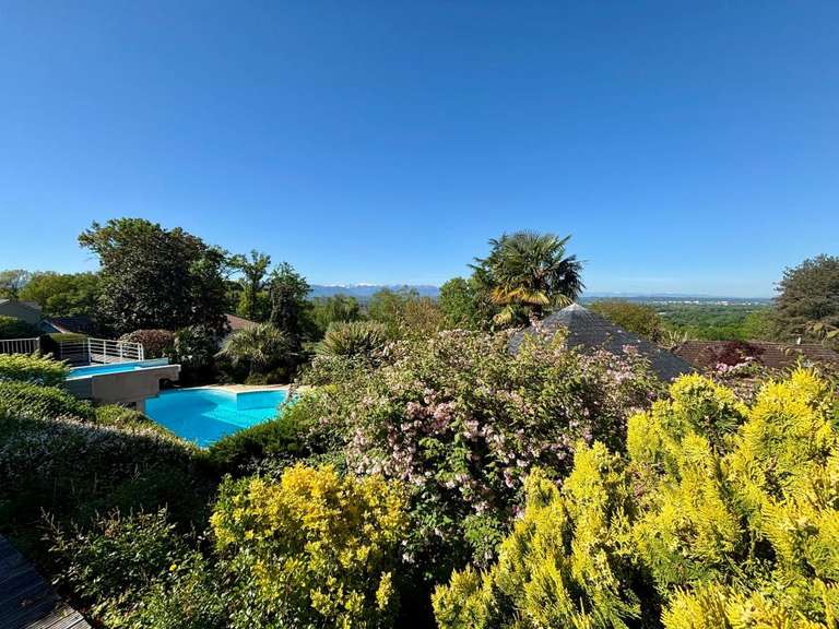Maison Morlaàs - 5 chambres - 283m²