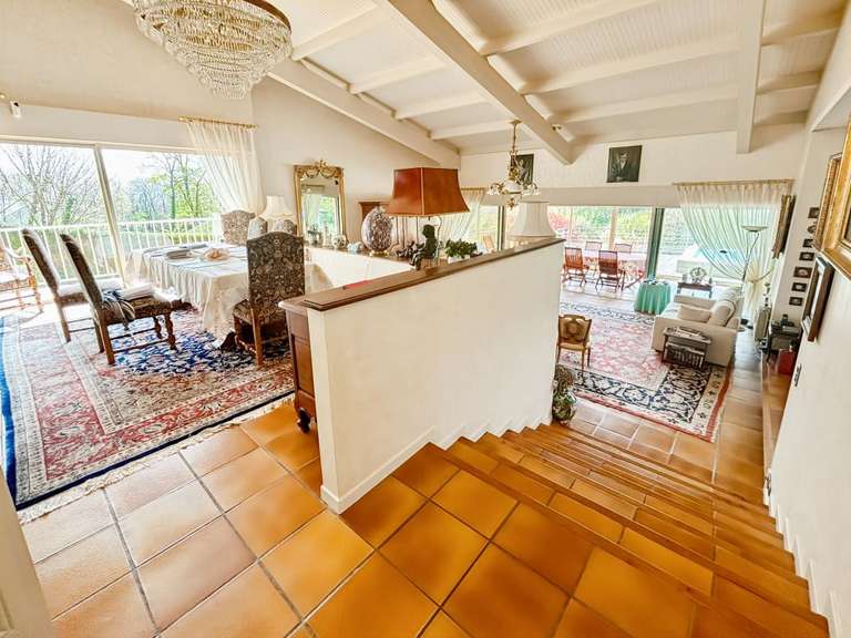 Maison Morlaàs - 5 chambres - 283m²