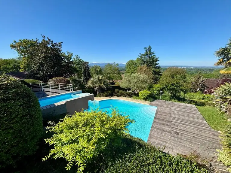 Maison Morlaàs - 5 chambres - 283m²