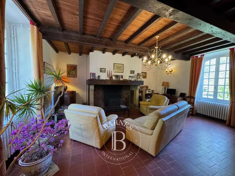 House Morlaàs - 7 bedrooms - 268m²