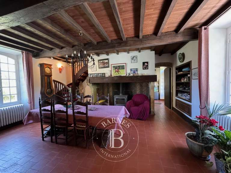 House Morlaàs - 7 bedrooms - 268m²
