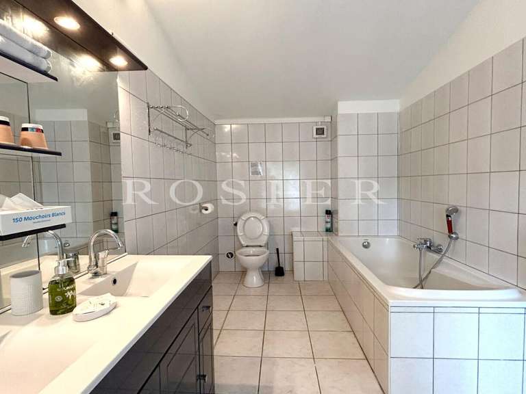 Maison Mormoiron - 7 chambres - 496m²